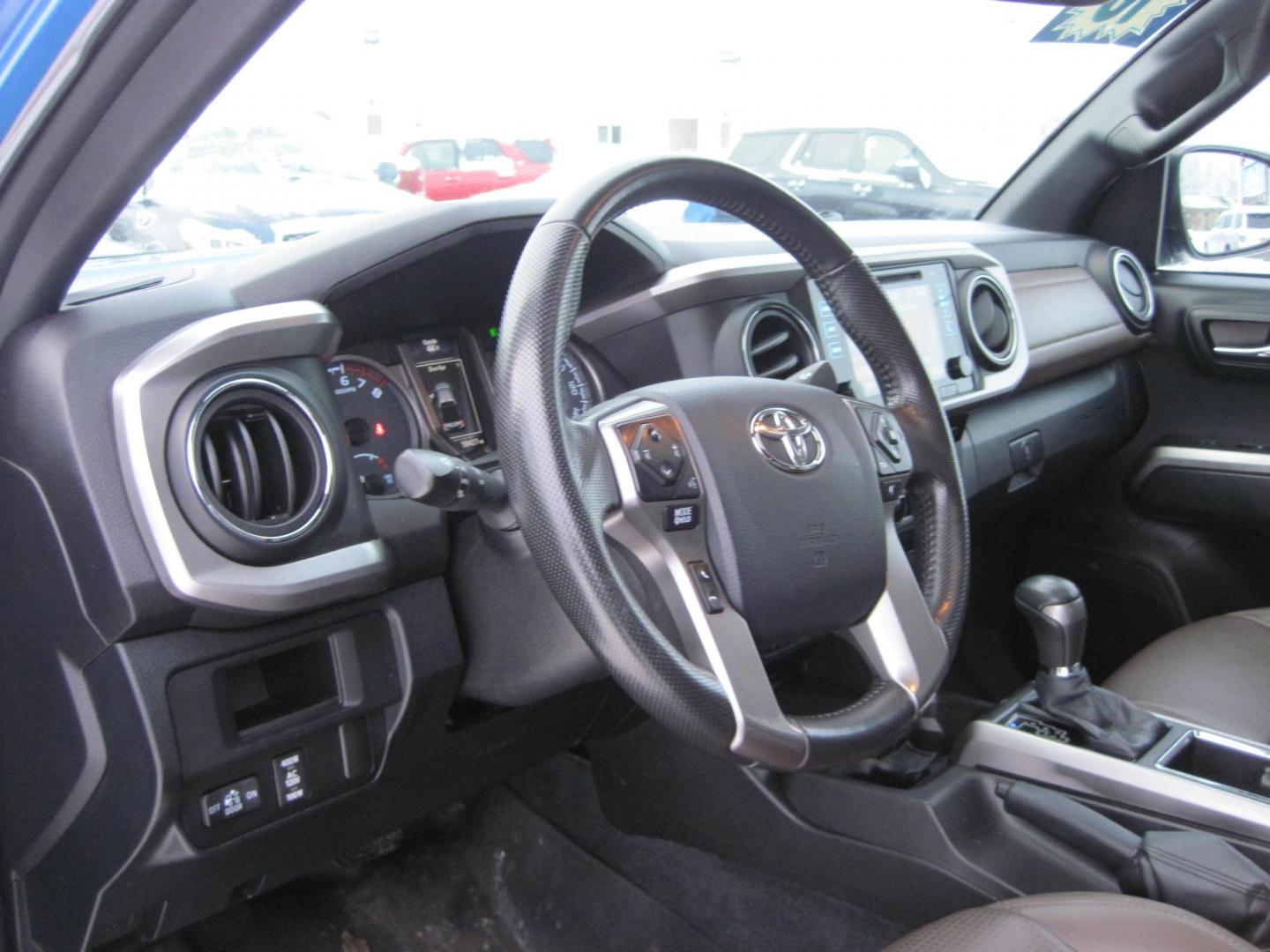 2016 blue /brown Toyota Tacoma Limited Double Cab V6 6AT 4WD (5TFGZ5AN7GX) with an 3.6L V6 DOHC 24V engine, 5A transmission, located at 9530 Old Seward Highway, Anchorage, AK, 99515, (907) 349-3343, 61.134140, -149.865570 - Really Nice Toyot Tacoma! - Photo#10